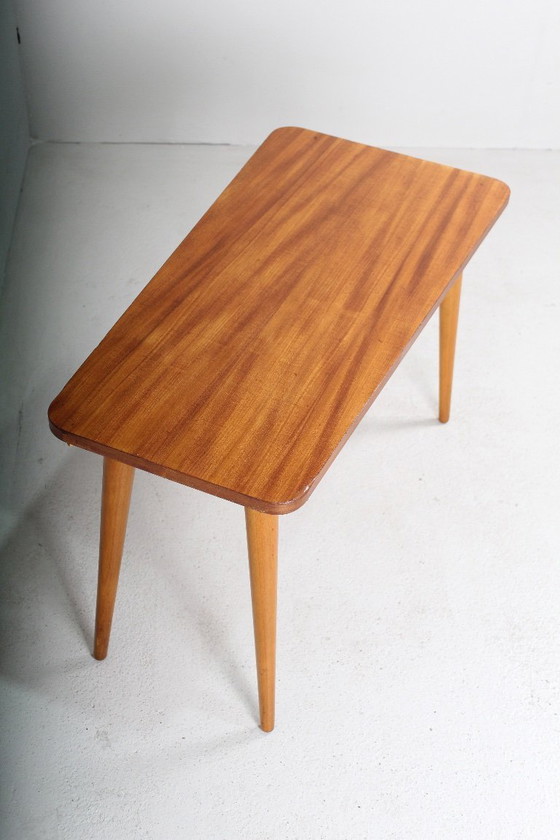 Image 1 of Mesa auxiliar de los años 60, mesa de centro