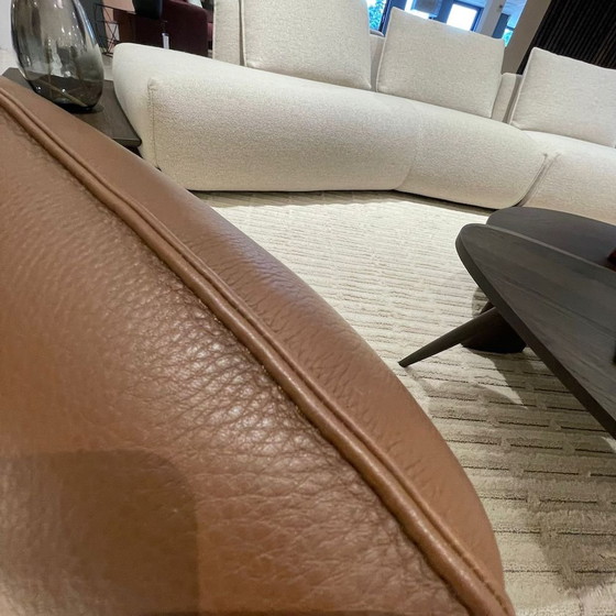 Image 1 of Leolux Lanah Drehsessel mit Hocker