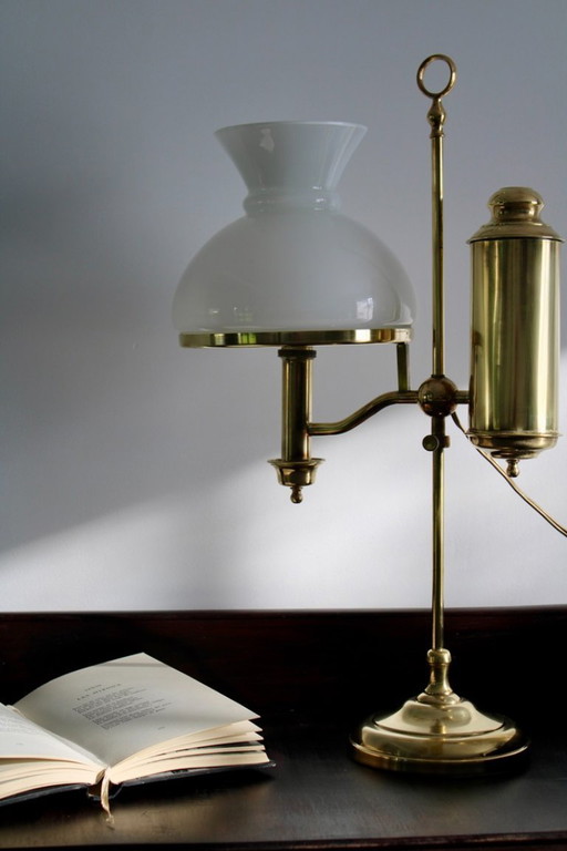 Lampada inglese in ottone e opalino