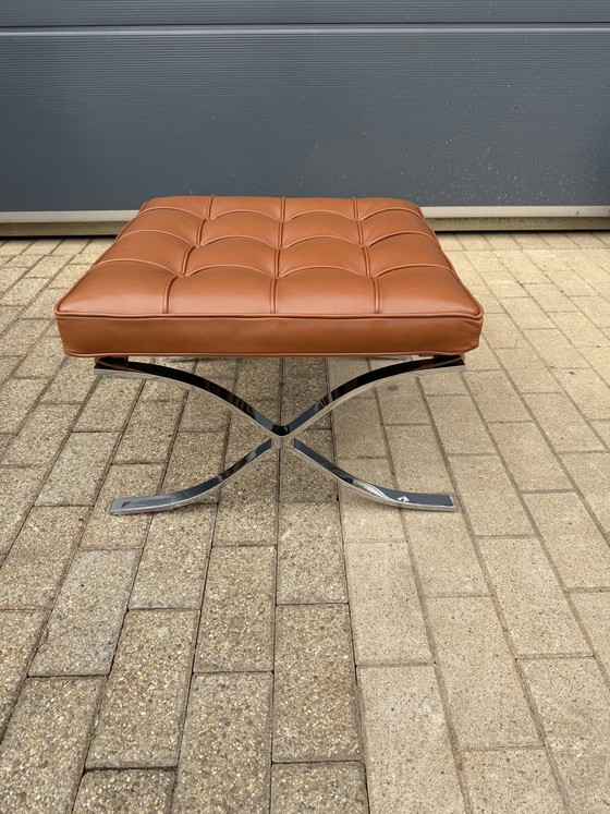 Image 1 of Knoll Barcelona Relax + Ottoman, Venezia Cognac Leather in New Condition!