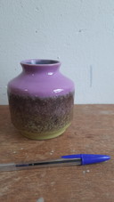 1x Fat Lava vaas, VEB Haldensleben, nr 3053, lgroen + lila