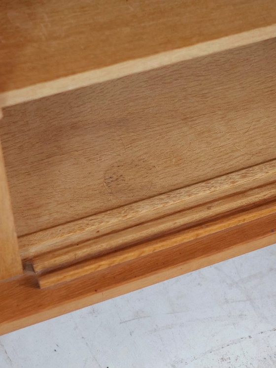 Image 1 of Dressoir van Guillerme en Chambron in licht eikenhout, brutalistische stijl