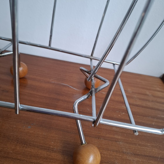 Image 1 of Portariviste in filo d'acciaio sputnik