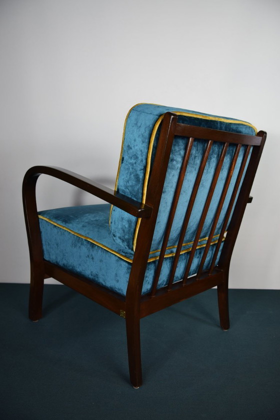 Image 1 of Poltrona vintage con rivestimento in velluto