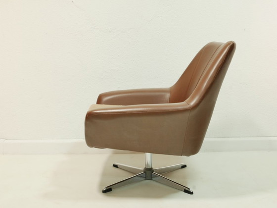 Image 1 of Vintage swivel chair from the 1970s, lounge chair, cocktail chair, Mid Century Modern
