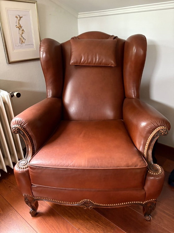 Image 1 of Antieke, Recent opgemaakt English Chesterfield Oorfautuil