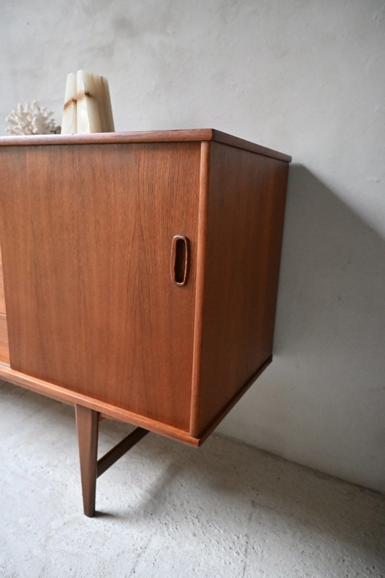 Credenza bassa vintage in teak Omer Lefèvre Utrecht 200 – Credenze, Legno (photo 2 of 15)