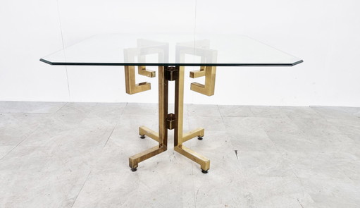 Tavolo da pranzo geometrico vintage in ottone, anni '70