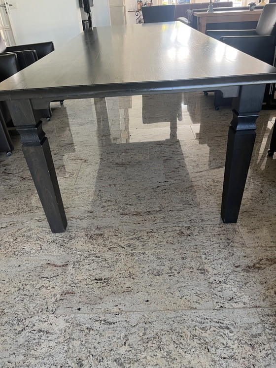 Image 1 of Precioso juego de comedor con 8 sillas de cuero, de 2,80 metros de largo.