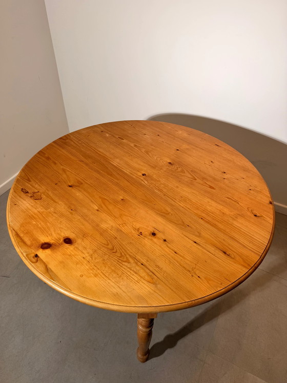 Image 1 of Extendable Pine Dining Table