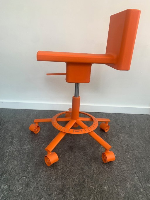 360° chair for Magis by Konstantin Grcic