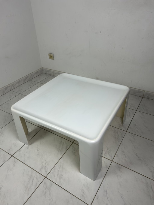 Vintage space age coffee table Amanta B&B Italia Mario Bellini