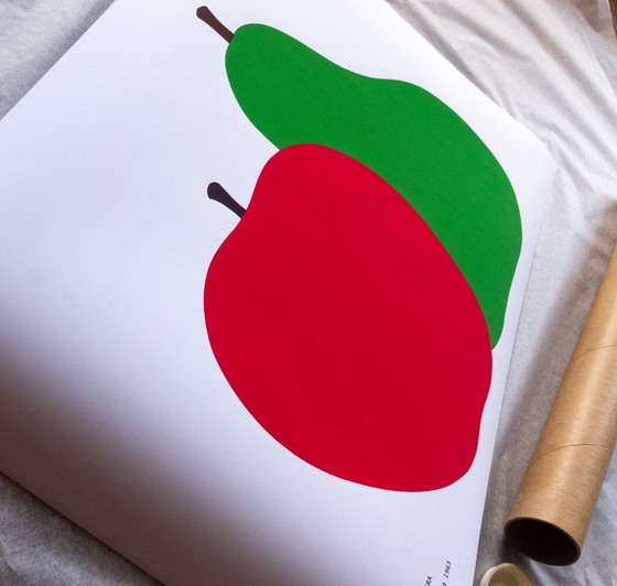 Image 1 of La Pera La Mela - Enzo Mari - Serie della Natura 1963 - Poster 70 x 50 cm