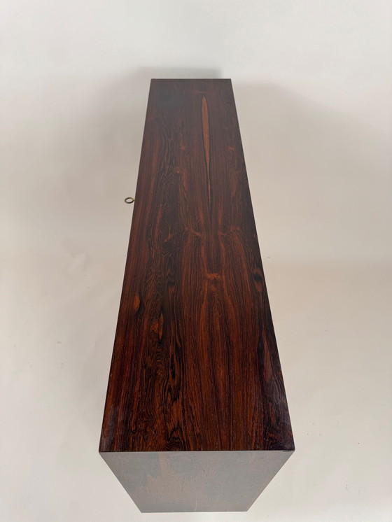 Image 1 of Armario de palisandro de mediados de siglo - Elegancia escandinava