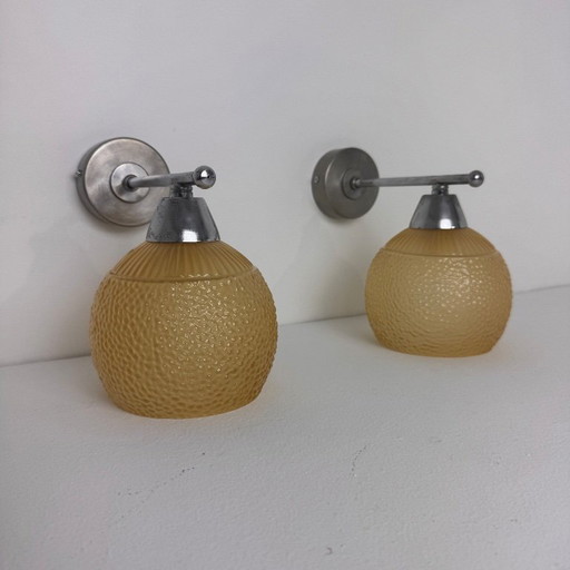 PAAR VINTAGE AMBERKLEURIGE WANDLAMPEN