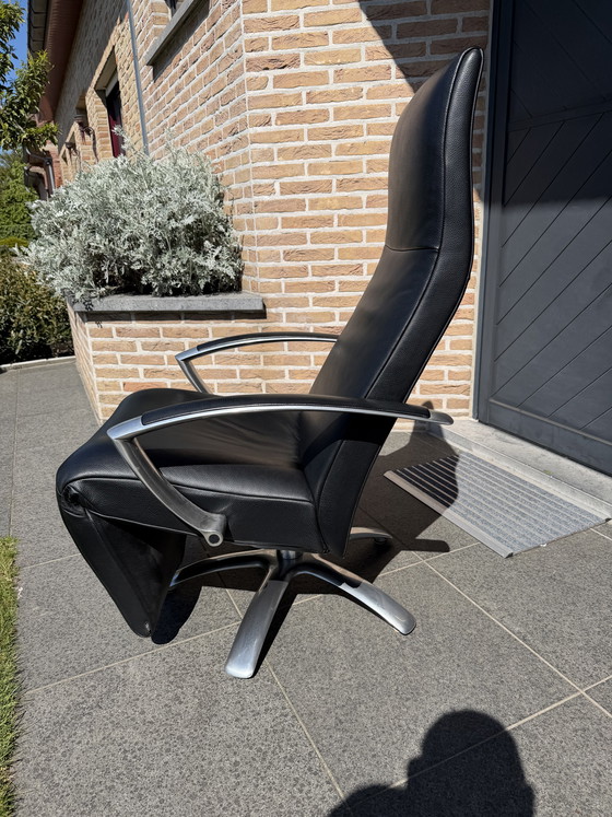 Image 1 of Sillón de relajación Jori Brainbuilder, cuero negro, Medi, Mono-Move. ¡Como nuevo!