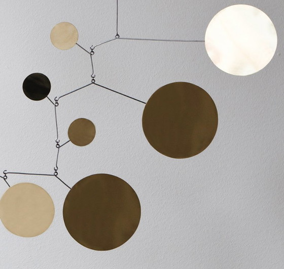 Image 1 of Grote mobiele sculptuur in messing Space Age