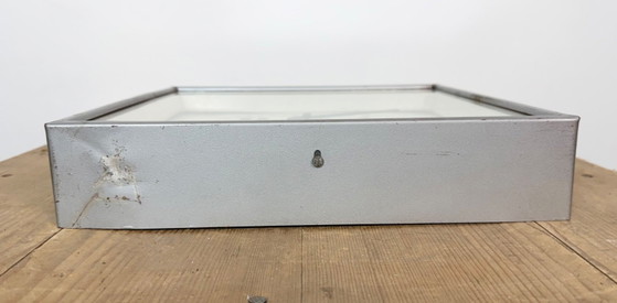 Grijze industriële vierkante wandklok van Rodopa Chepelare, jaren 60. – Klokken, Glass, Iron (photo 11 of 20)