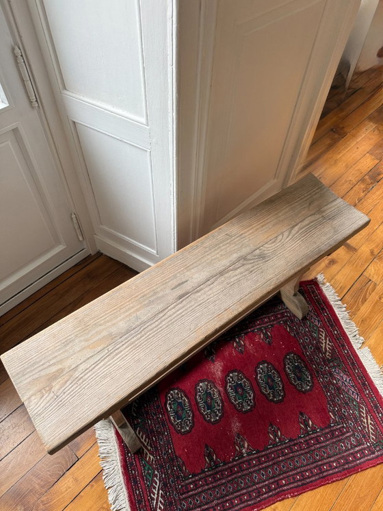 Image 1 of Banco de la vieja escuela hecho de madera cruda