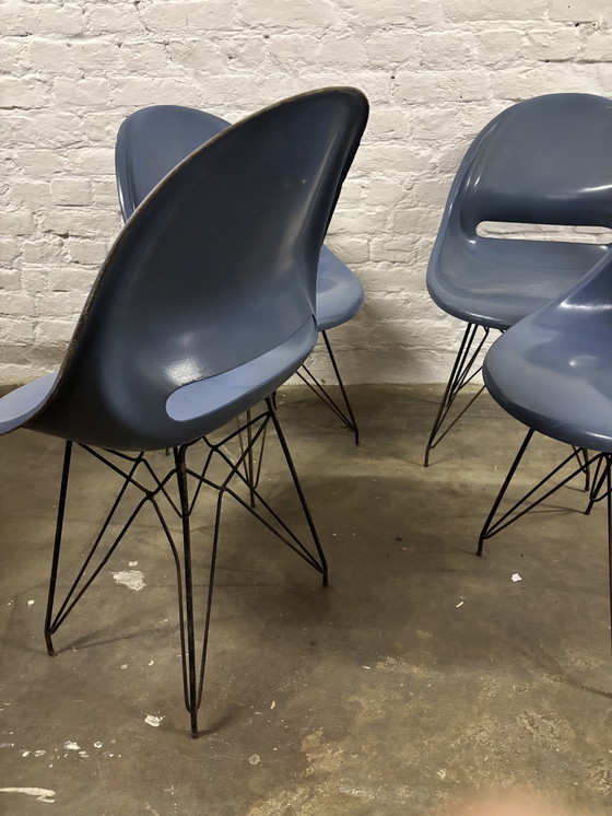 Image 1 of 4 Chaises de Miroslav Navratil Vertex