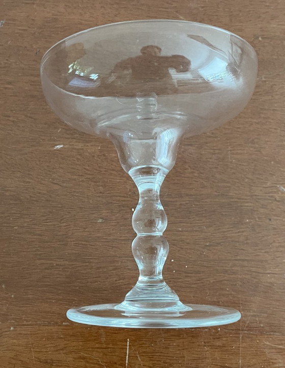 Image 1 of Vier Champagnergläser aus geschliffenem Kristall im Art-Deco-Stil