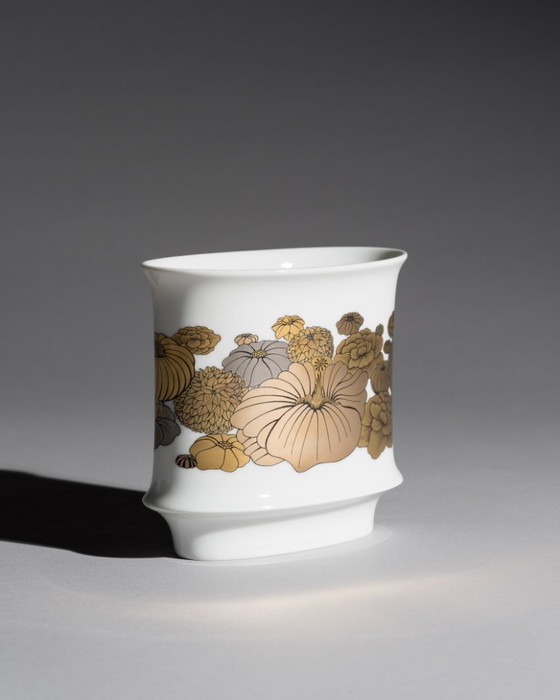 Image 1 of Jarrón Rosenthal de Tapio Wirkkala y Alain Le Foll Diseño floral de porcelana dorada
