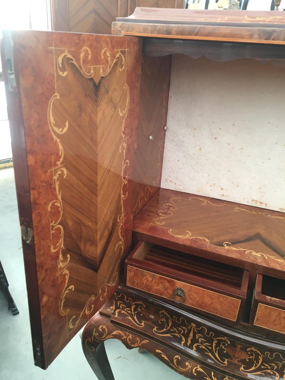 Vintage Italian Inlaid Burr Cocktail Cabinet, 1950s, Liquor cabinets, Italian Design (photo 8 of 12)