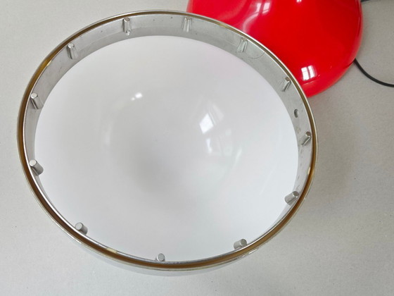 Image 1 of Vintage Diabolo vloerlamp uit de jaren 60 in rood plastic.