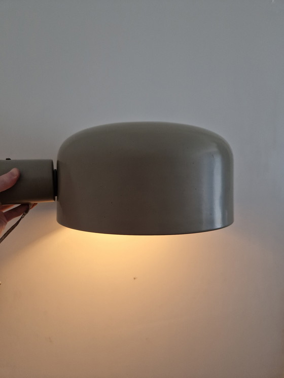 Image 1 of Vintage grote Joe Colombo Coupe wandlamp 33cm