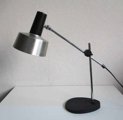 Vintage Anvia table/desk lamp, design J. Hoogervorst. Model 6050