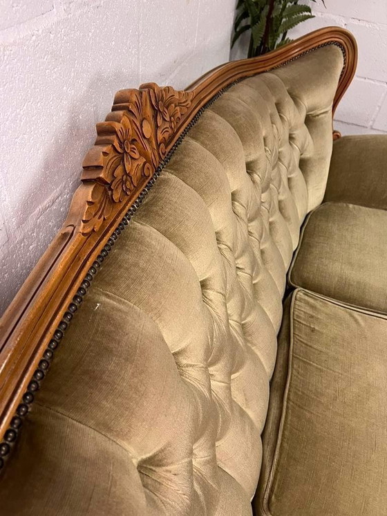 Image 1 of Baroque queen Ann sofa