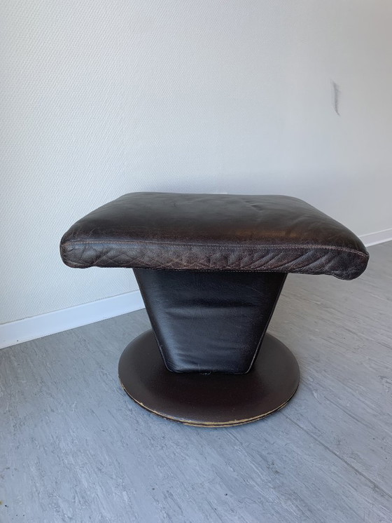 Image 1 of Repose-pieds/pouf en cuir Leolux – original avec étiquette et numéro de série