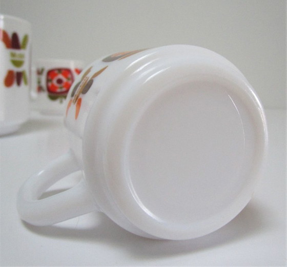 Image 1 of 1970s floral mugs and cups