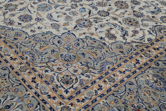 Image 1 of Perzisch tapijt Kashan, gesigneerd, 4,20 x 3,15 cm, Oosters tapijt, fijn, nr. 24607