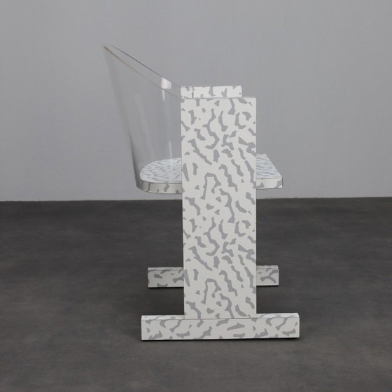 Image 1 of De Teodora-stoel van Ettore Sottsass voor Vitra, Zwitserland, 1986.