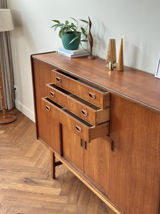 Mobile pensile vintage in stile danese con cassetti in teak, anni '50/'60/'70. – Credenze alte, Wood (photo 12 of 15)