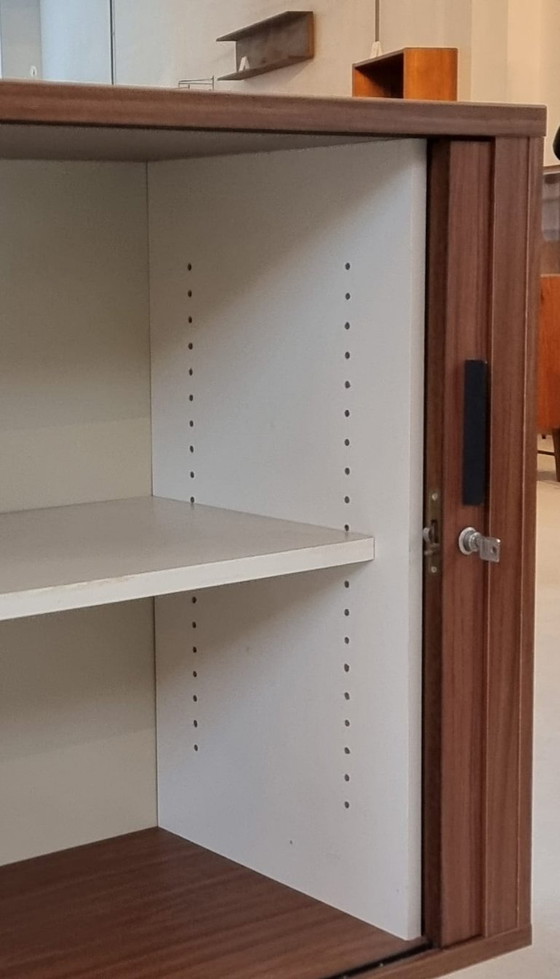 Image 1 of jaren 70 dressoir