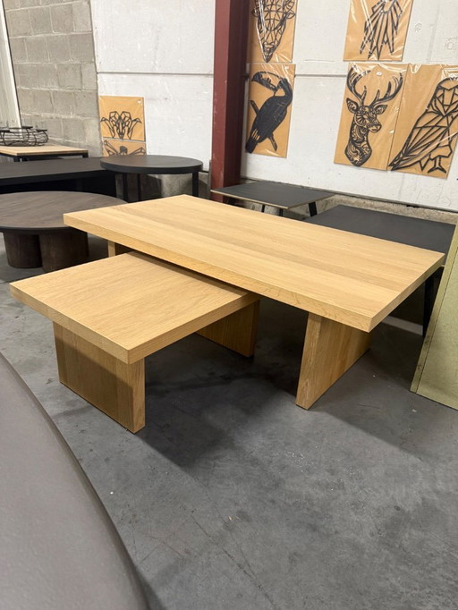 Tables basses en chêne massif