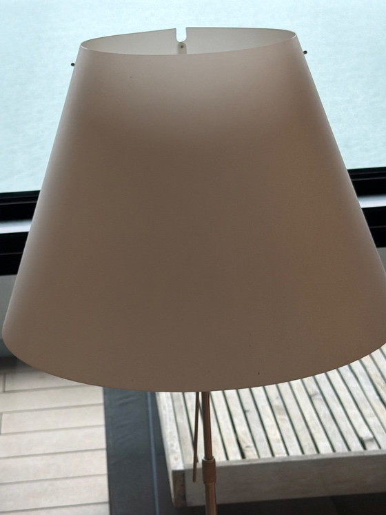 La lampe télescopique de sol et de table Luceplan Costanza – Lampadaires, Plastique, Aluminium (photo 5 of 5)