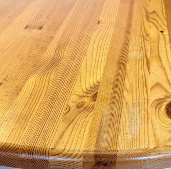 Image 1 of Vintage ovaal grenen tafel met verlengbaar blad