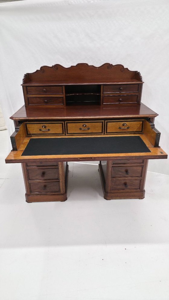 Image 1 of Antiek massief Engels mahonie staand wandbureau