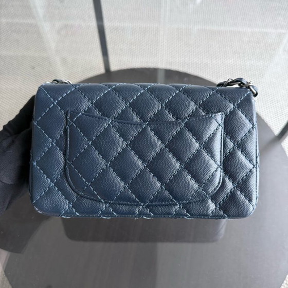 Image 1 of Chanel Classic Flap Mini Rectangle - Caviar 20CM Gewatteerd Donkerblauw Ruthenium Zilverkleurige Hardware Serie 23