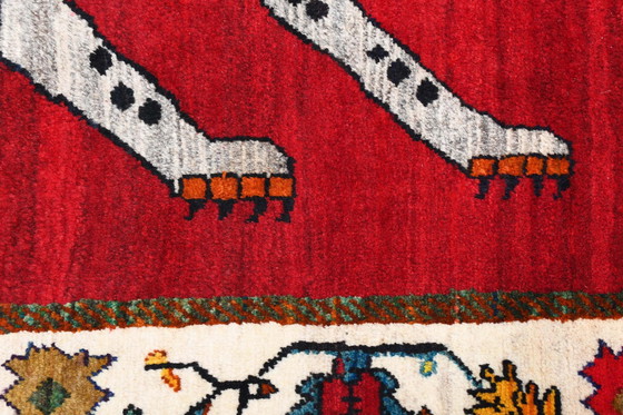 Image 1 of Gabbeh Shiraz Nomadenteppich Mit Tiger-Motiv – 227 x 131 cm