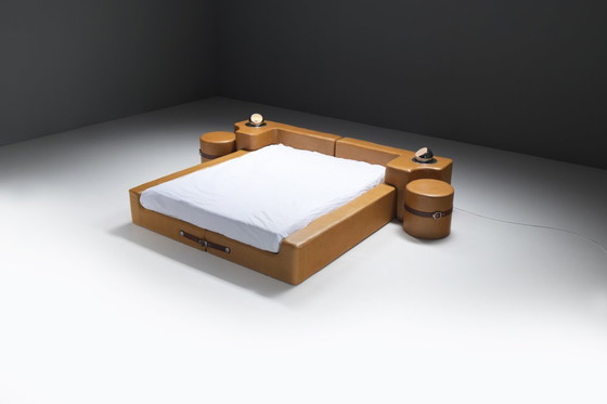 Image 1 of  TUCROMA bed and rotating warderobe with mirror by Guido Faleshini - i4 Mariani