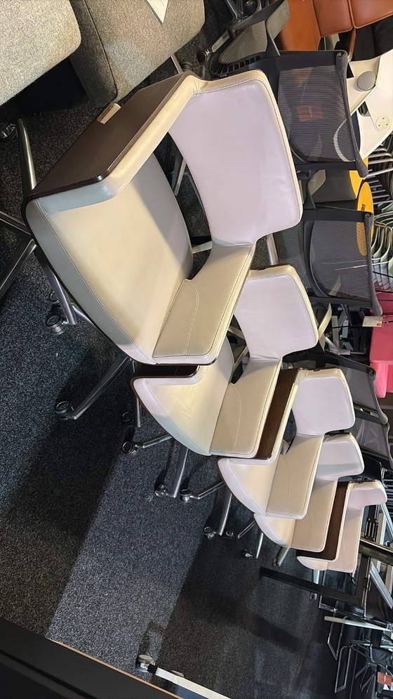 Image 1 of 4x Thonet S845 Design Chair Leather On Wheels