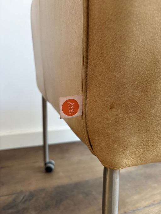 4 eetkamerstoelen Jess Design, modèle Forward