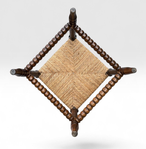 Antiker Bobbin Eckstuhl | Binsensitz | Perfekter Zustand | 1920er-1930er Jahre – Hocker, Wood (photo 6 of 14)