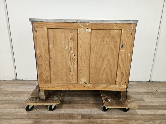 Image 1 of Art Decò sideboard in mahogany feather with marble top