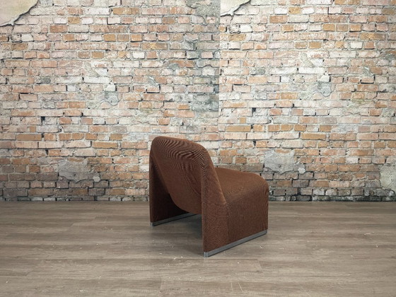 Image 1 of Artifort Alky