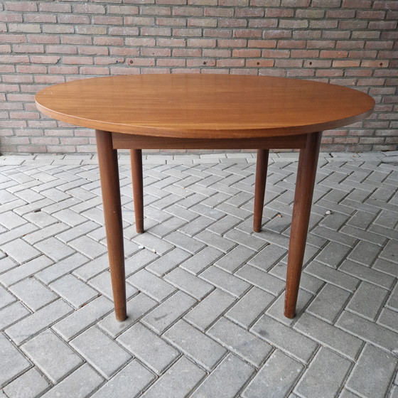 Image 1 of Vintage Ronde Eettafel Jaren 60